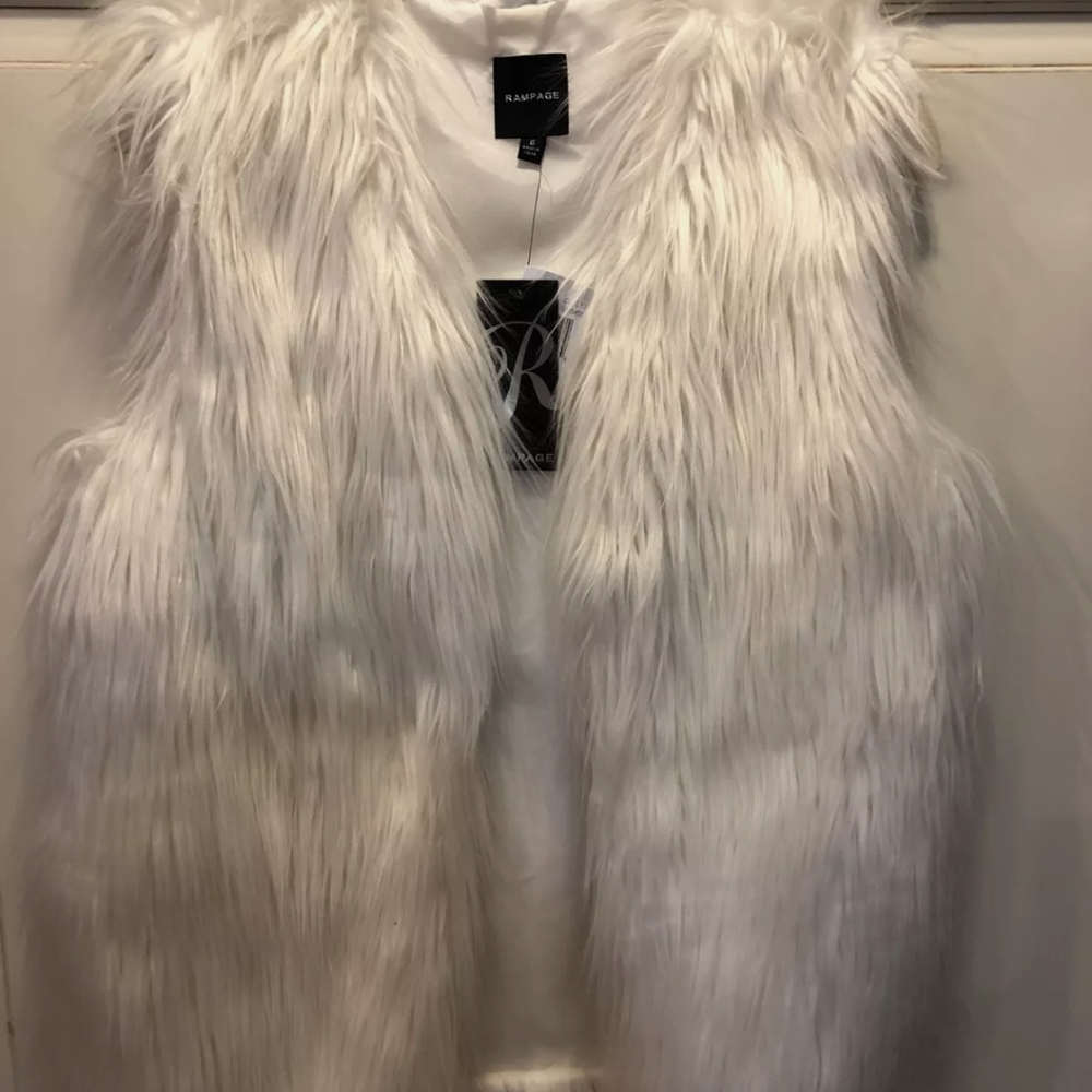 Women's Faux Fur Vest